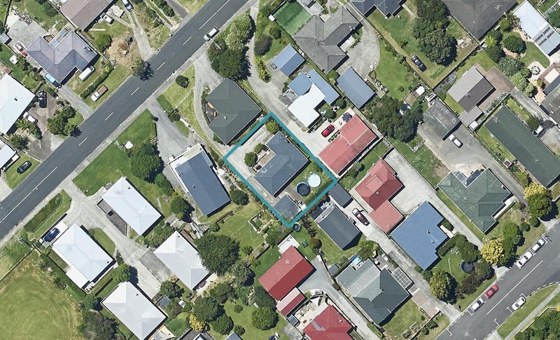 46B Watling Street, Gate Pa, Tauranga - Carousel 1