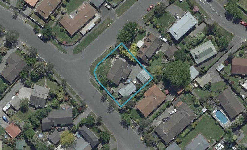 2 Jenkins Avenue, Redwood, Christchurch - Carousel 1