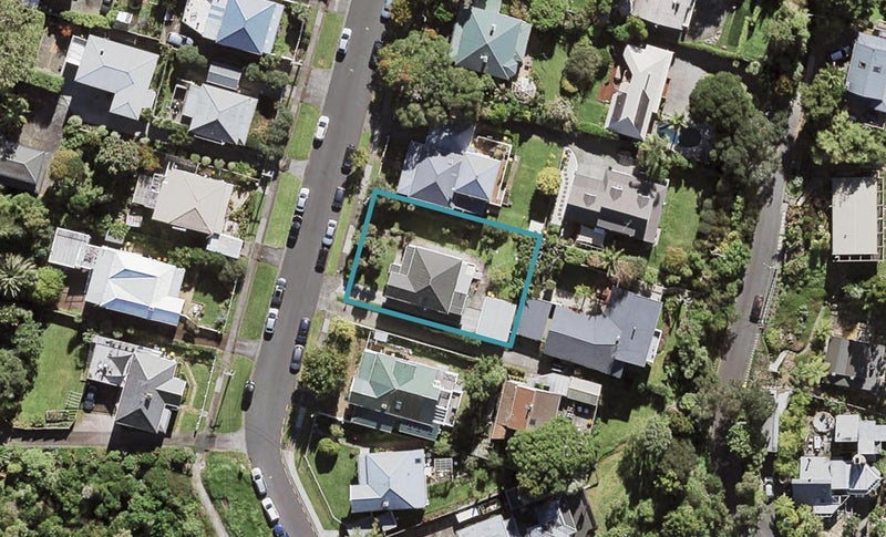 34 Rawene Road, Birkenhead, Auckland - Carousel 1
