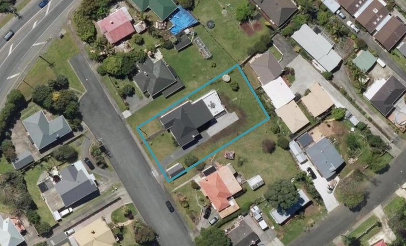 24 Kauika Road, Avenues, Whangarei - Carousel 1