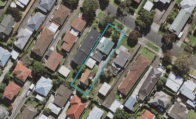 2/38 Tawhiri Road, One Tree Hill, Auckland - Carousel 1
