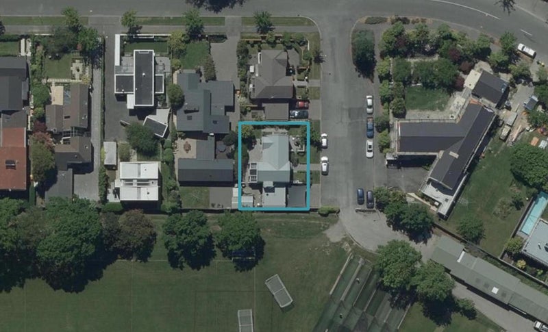 8 Kiwi Road, Fendalton, Christchurch - Carousel 1