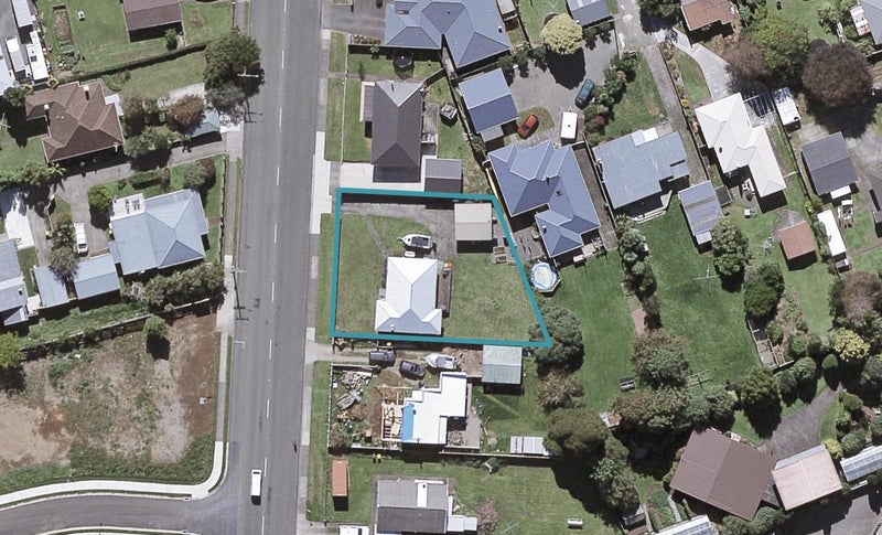 383 Carrington Street, Upper Vogeltown, New Plymouth - Carousel 1