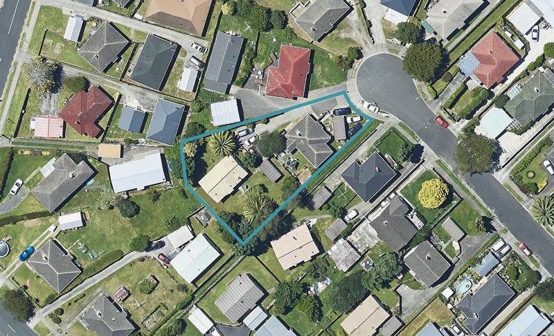 18B Dunkirk Street, Gate Pa, Tauranga - Carousel 1
