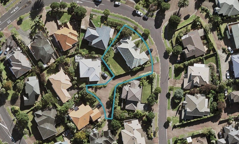9 Mandeville Place, Unsworth Heights, Auckland - Carousel 1