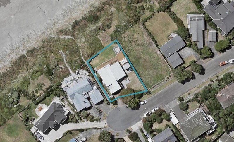 26 Ara Kuaka, Waikanae Beach, Waikanae - Carousel 1