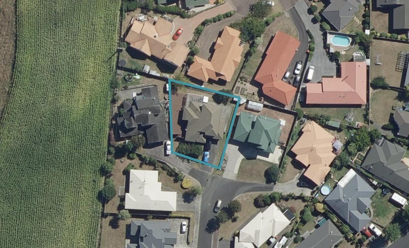 10 Country Lane, Western Heights, Hamilton - Carousel 1