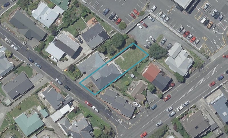 2 Hereford Street, Roslyn, Dunedin - Carousel 1