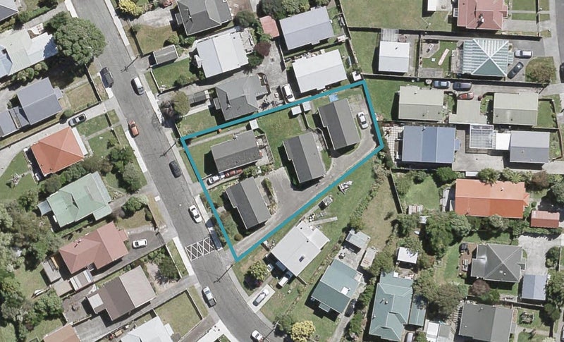 1/16 Randwick Crescent, Moera, Lower Hutt - Carousel 1