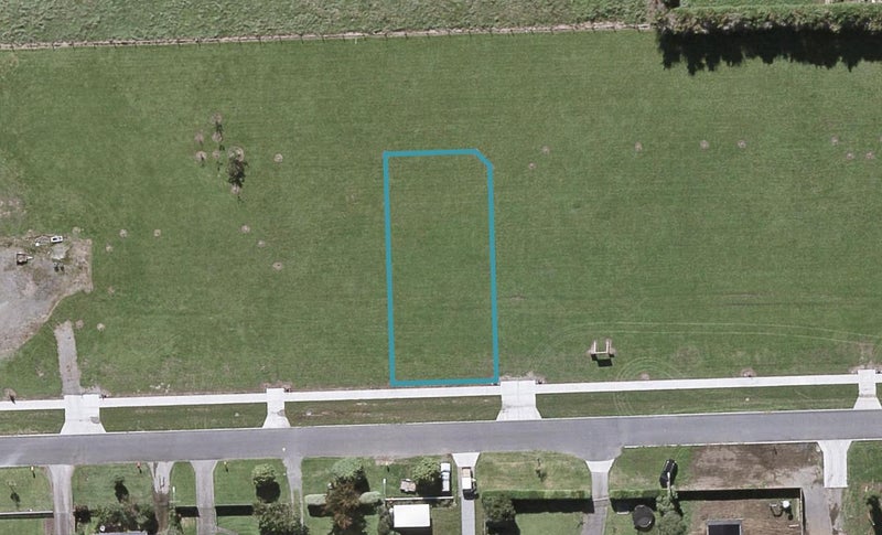 15 Smith Street, Lepperton, New Plymouth - Carousel 1