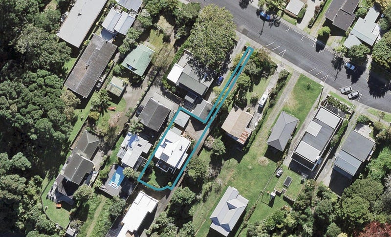 13A Beach Haven Road, Beach Haven, Auckland - Carousel 1