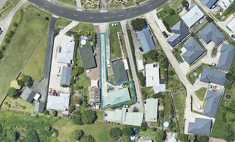 24B Humber Crescent, Gate Pa, Tauranga - Carousel 1