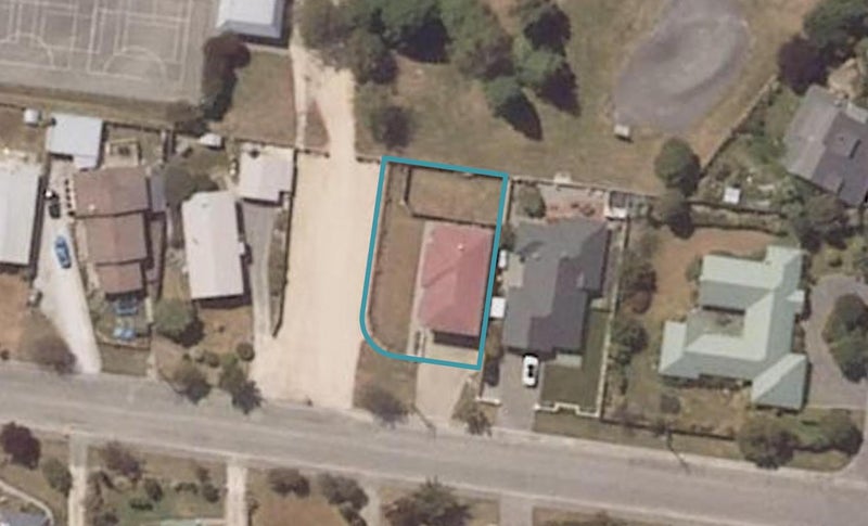 15 Charles Street, Weston, Oamaru - Carousel 1