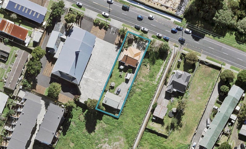 45 Margan Avenue, New Lynn, Auckland - Carousel 1