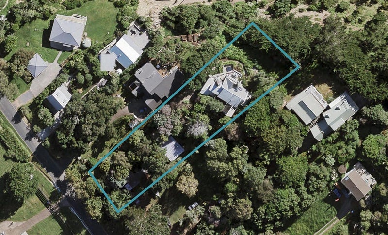 398 Sea View Road, Onetangi, Waiheke Island - Carousel 1