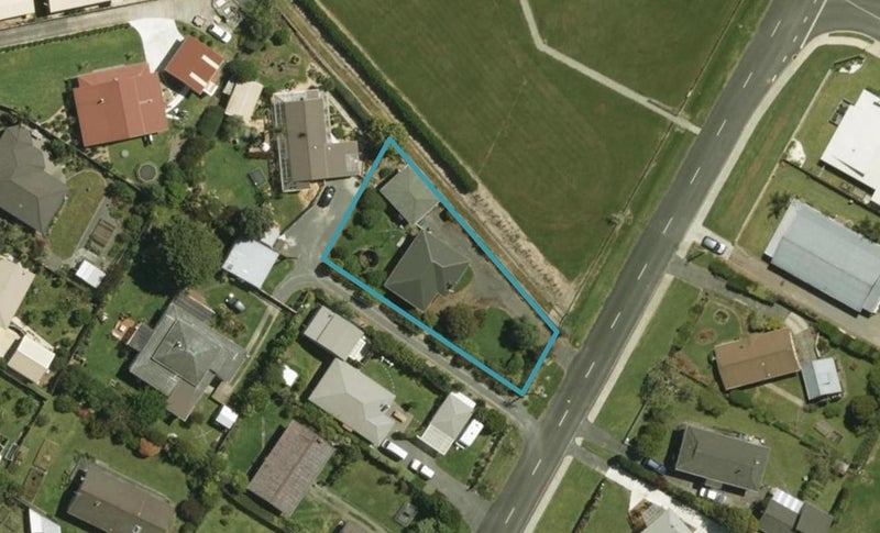 15 Ferry Road, Waipu, Waipu - Carousel 1
