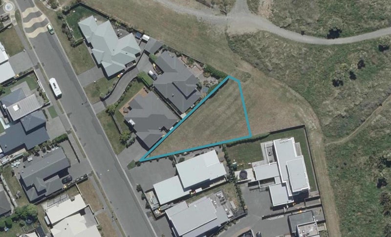 9007 Marine Parade, WAIMAIRI BEACH, CHRISTCHURCH - Carousel 1