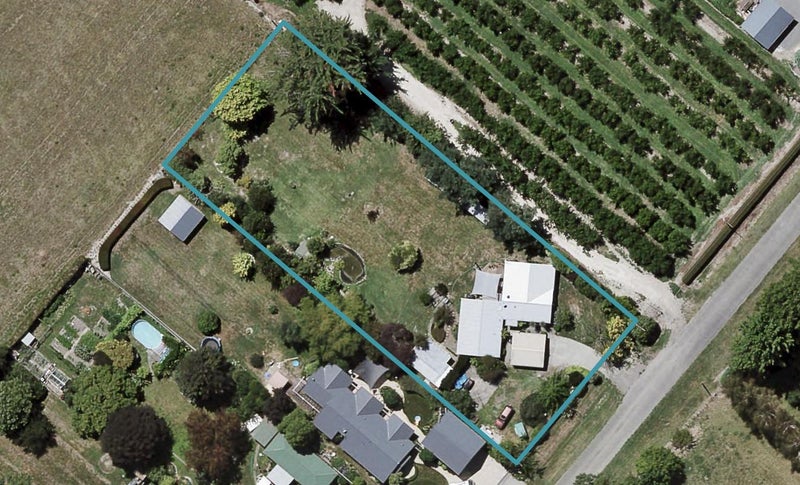 881 Park Road South, Longlands, Hastings - Carousel 1