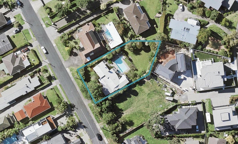 189 Bleakhouse Road, Mellons Bay, Auckland - Carousel 1