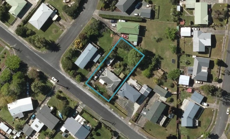 11 Kohe Street, Parahaki, Whangarei - Carousel 1