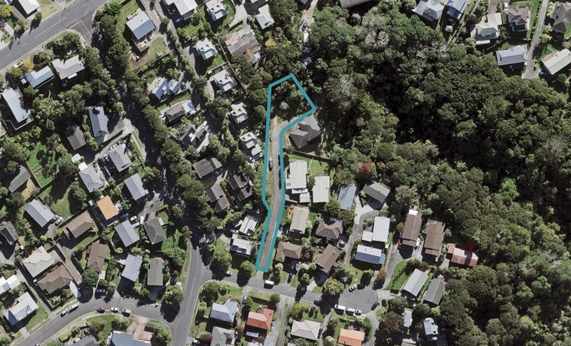 4A Valecrest Place, Bayview, Auckland - Carousel 1