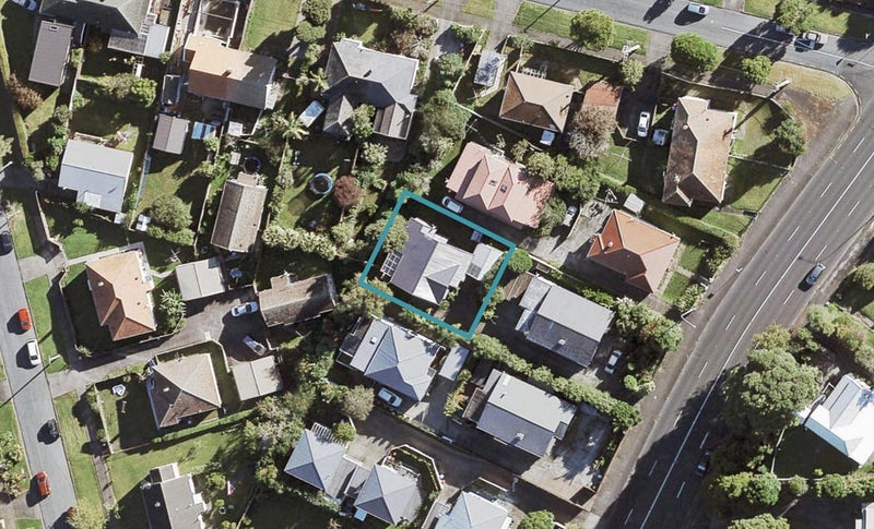 1753A Great North Road, Avondale, Auckland - Carousel 1