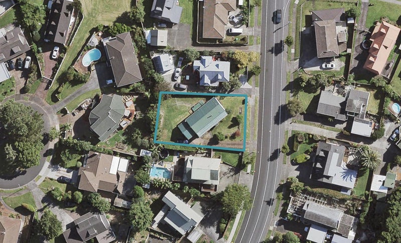 42 Eugenia Rise, Totara Heights, Auckland - Carousel 1