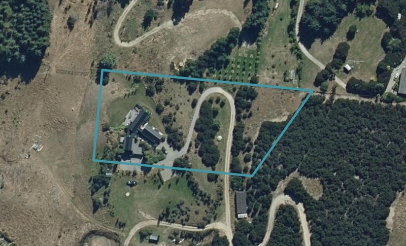 104A Rob Roy Lane, Wānaka - Carousel 1
