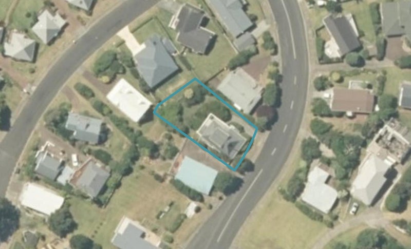 304 Onemana Drive, Onemana, Whangamatā - Carousel 1