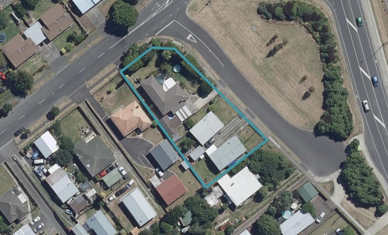 1 Breckons Avenue, Nawton, Hamilton - Carousel 1