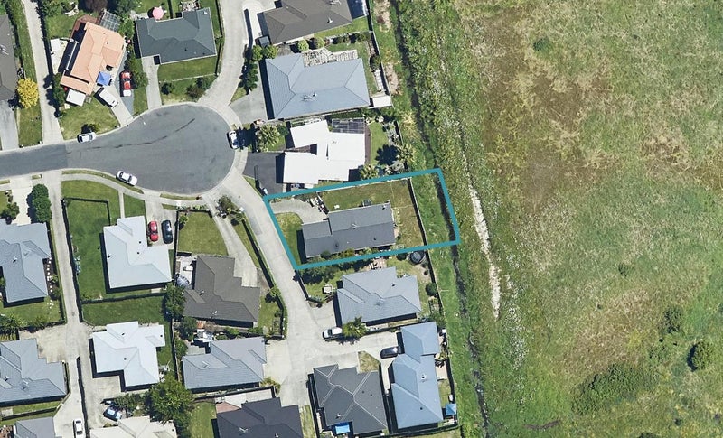 40 Lisa Place, Brookfield, Tauranga - Carousel 1