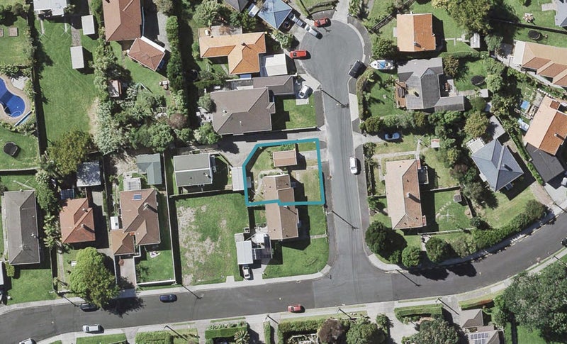 3 Ajax Street, Narrow Neck, Auckland - Carousel 1