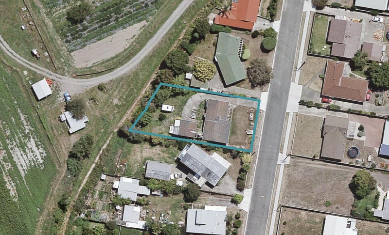 27 Rogers Road, Bay View, Napier - Carousel 1
