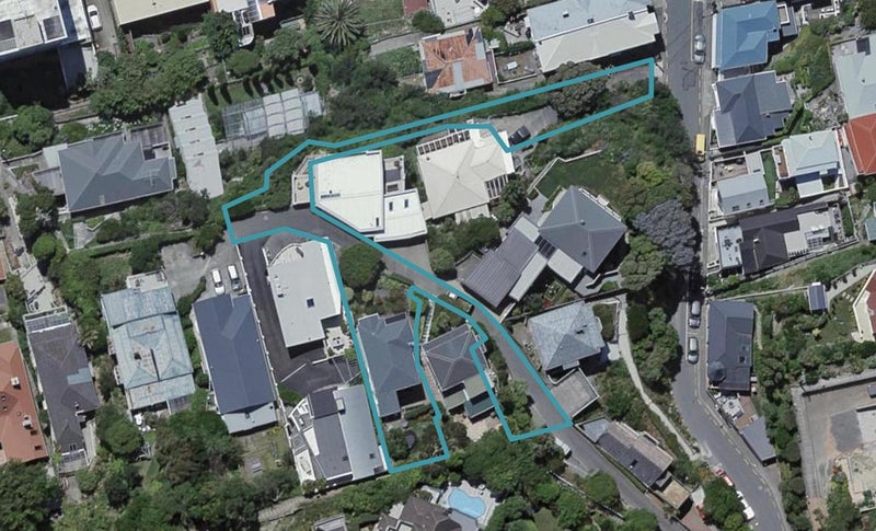 16 Hay Street, Oriental Bay, Wellington - Carousel 1