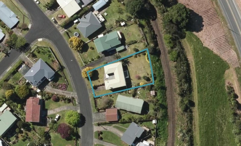 45 Fisher Terrace, Kamo, Whangarei - Carousel 1
