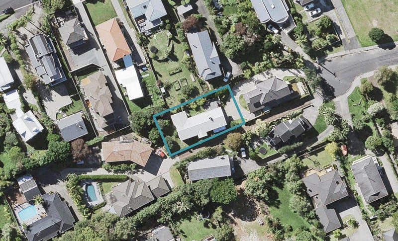 26 Jutland Street, Mairangi Bay, Auckland - Carousel 1