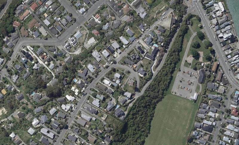 11 Cave Terrace, Redcliffs, Christchurch - Carousel 1
