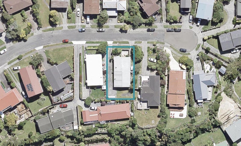 18A REESE JONES GR, MAUNGARAKI, LOWER HUTT - Carousel 1