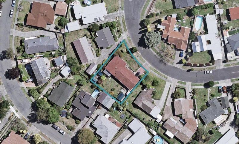 11 Weathers Place, Taradale, Napier - Carousel 1