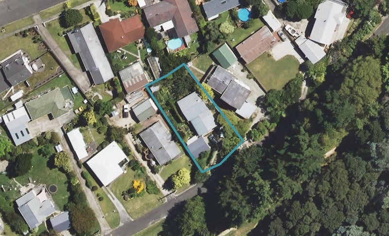 204 Fox Street, Whataupoko, Gisborne - Carousel 1