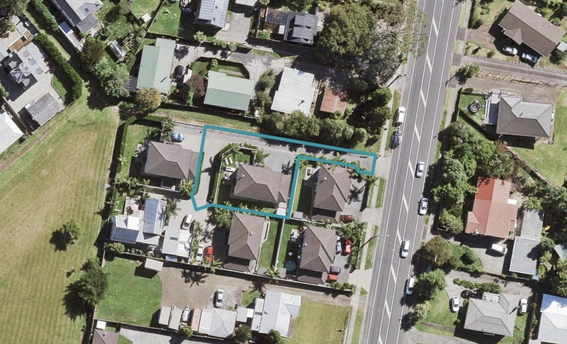 17B Forest Hill Road, Henderson, Auckland - Carousel 1