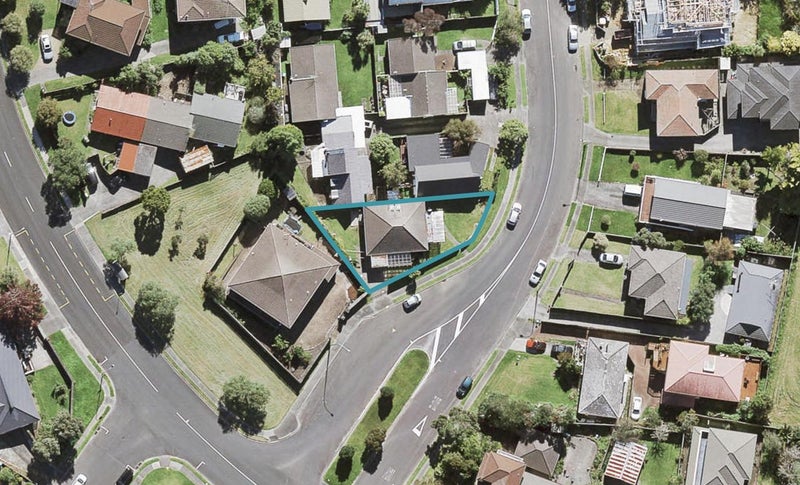 121 The Avenue, Lynfield, Auckland - Carousel 1