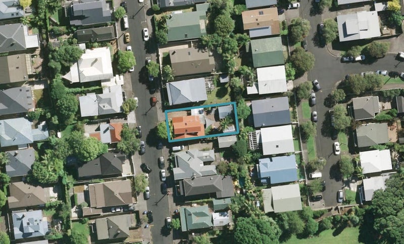 16 Clarence Street, Ponsonby, Auckland - Carousel 1