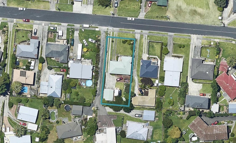 44 Esk Street, Parkvale, Tauranga - Carousel 1