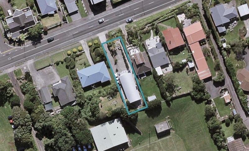 423 Devon Street West, Lynmouth, New Plymouth - Carousel 1