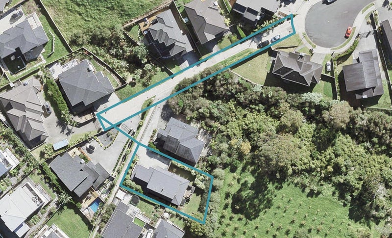 42 Borneo Drive, Fairview Heights, Auckland - Carousel 1