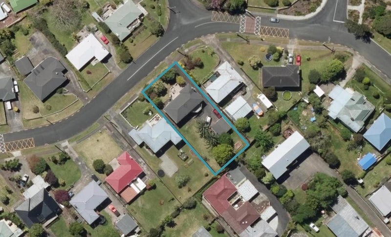 17 Wilson Avenue, Avenues, Whangarei - Carousel 1