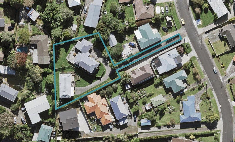 1/9 Chorley Avenue, Massey, Auckland - Carousel 1