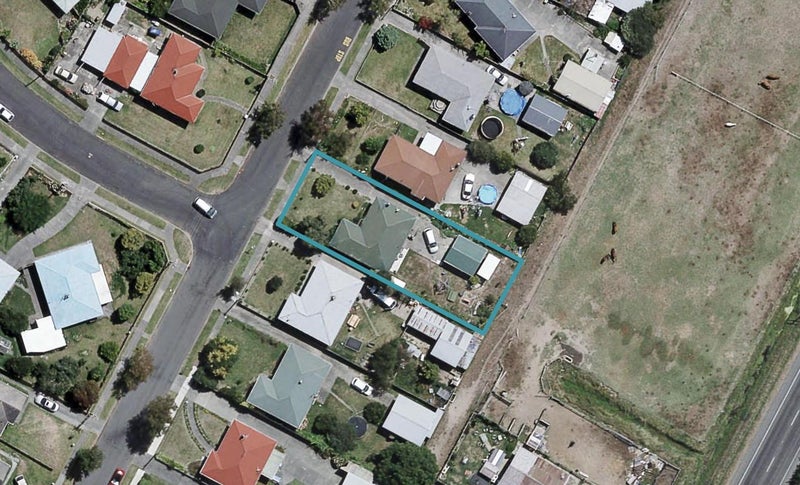 73 Masefield Avenue, Maraenui, Napier - Carousel 1
