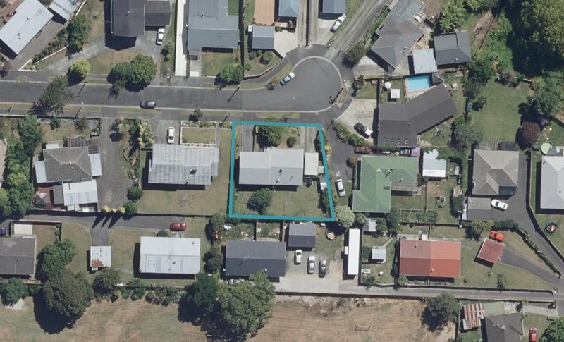 8 Stewart Place, Melville, Hamilton - Carousel 1